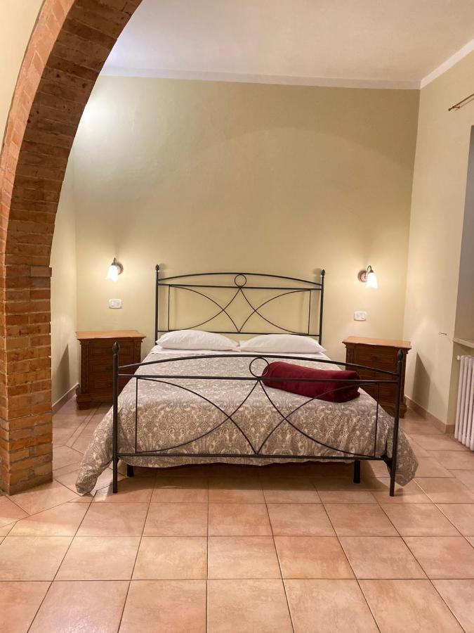 Affittacamere La Torre Di Montalcino Exteriör bild